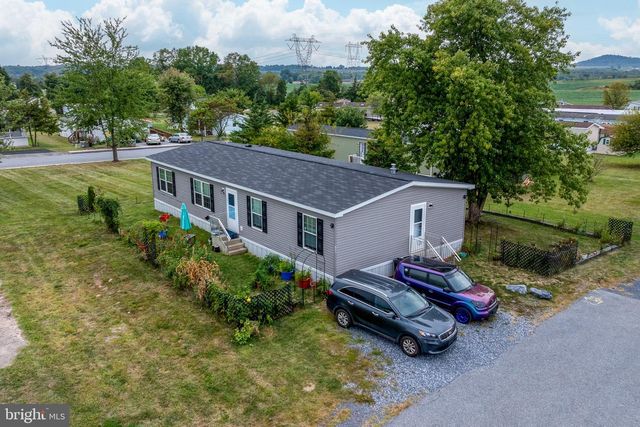 155 JOAN ST, Elizabethtown, PA 17022