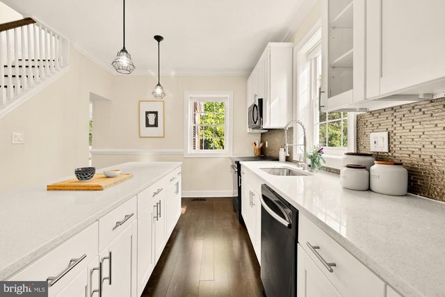 1406 LAWRENCE ST NE, Washington, DC 20017