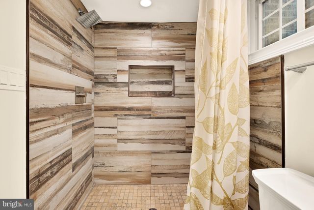 1406 LAWRENCE ST NE, Washington, DC 20017