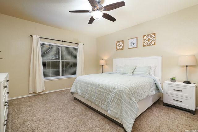 5539 Cross Pond, San Antonio, TX 78249