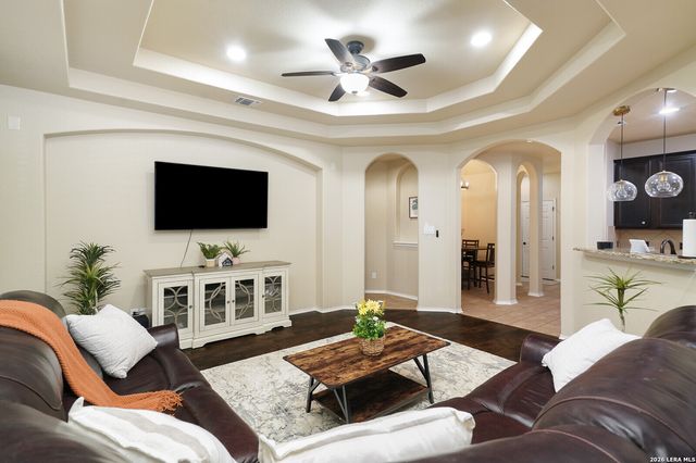 5539 Cross Pond, San Antonio, TX 78249