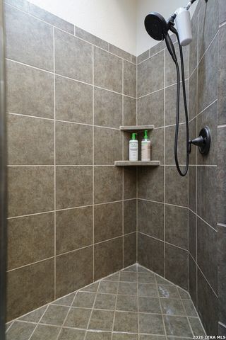 5539 Cross Pond, San Antonio, TX 78249