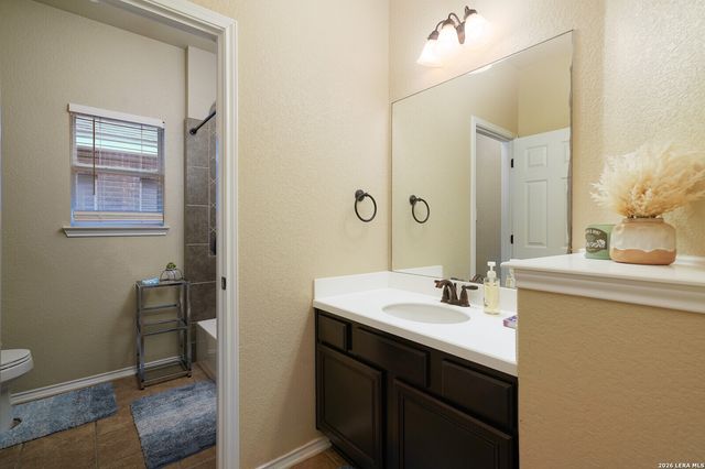 5539 Cross Pond, San Antonio, TX 78249