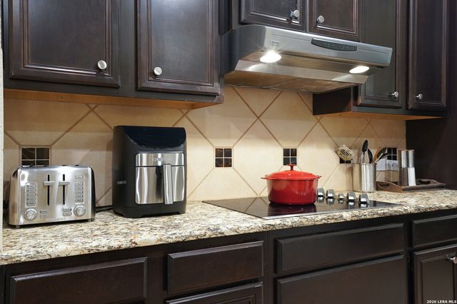 5539 Cross Pond, San Antonio, TX 78249