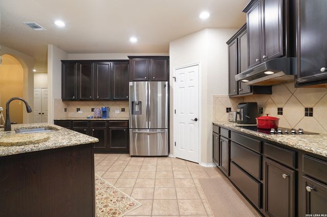 5539 Cross Pond, San Antonio, TX 78249