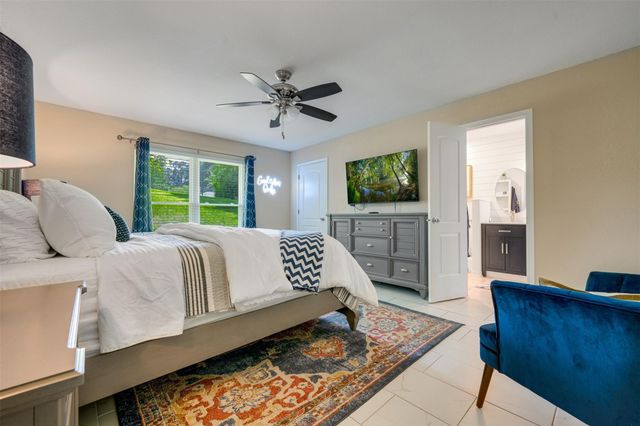 23340 Three Points Drive, Berryville, TX 75763