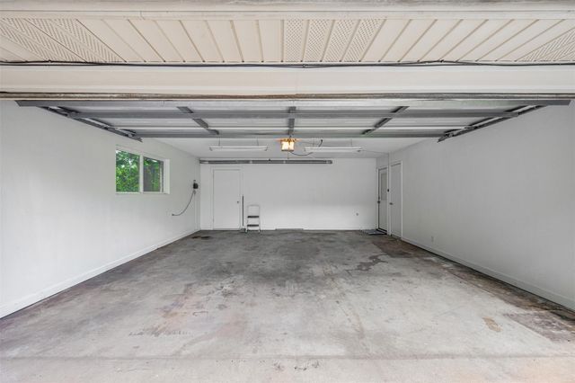 23340 Three Points Drive, Berryville, TX 75763