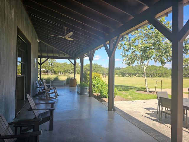 205 Waters View CT, Dripping Springs, TX 78620