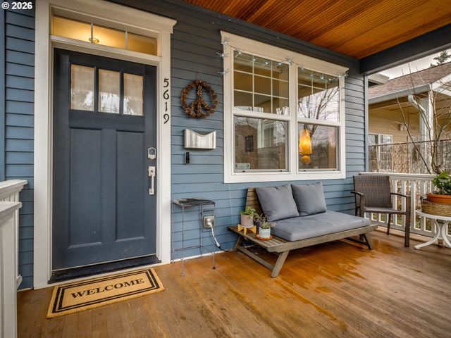 5619 Se CARLTON St, Portland, OR 97206