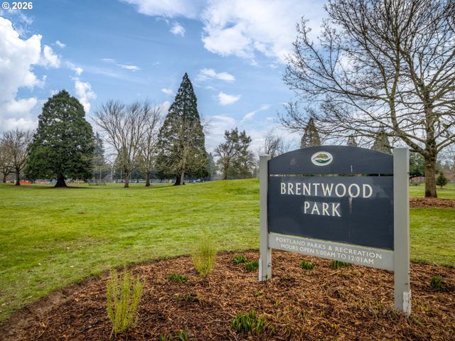 5619 Se CARLTON St, Portland, OR 97206