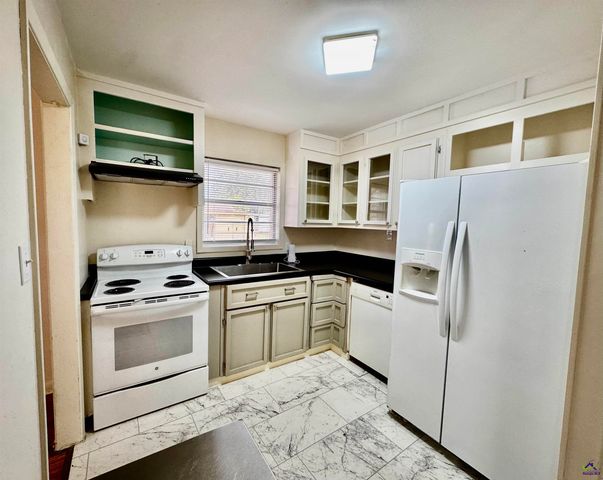 306 Woodlawn Avenue, Warner Robins, GA 31093