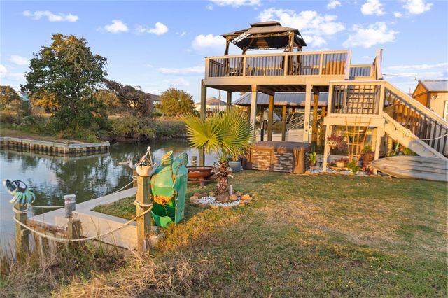 1129 Prides Lane, Bolivar Peninsula, TX 77650