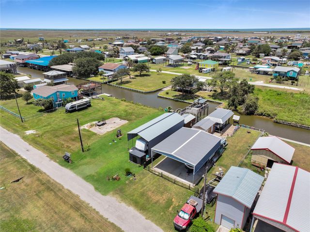 1129 Prides Lane, Bolivar Peninsula, TX 77650