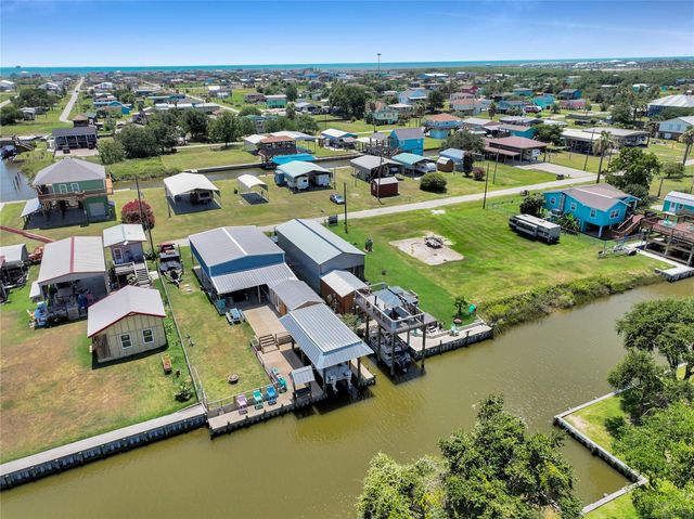 1129 Prides Lane, Bolivar Peninsula, TX 77650