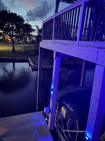 1129 Prides Lane, Bolivar Peninsula, TX 77650