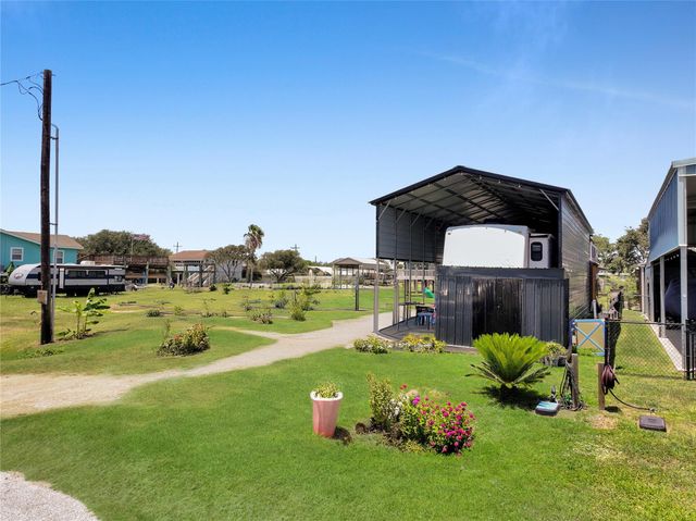 1129 Prides Lane, Bolivar Peninsula, TX 77650