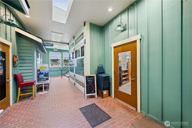 106 S 1st Street #SuiteF, La Conner, WA 98257