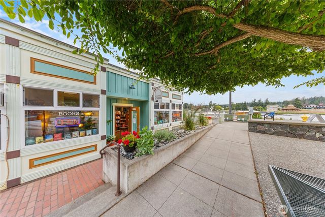 106 S 1st Street #SuiteF, La Conner, WA 98257