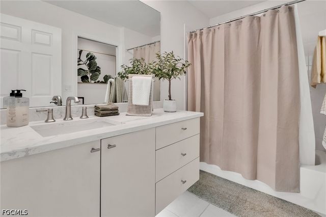 6750 Beach Resort DR 1907, Naples, FL 34114