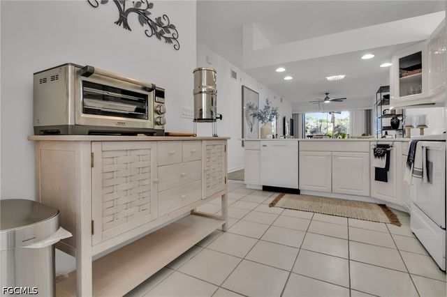 6750 Beach Resort DR 1907, Naples, FL 34114