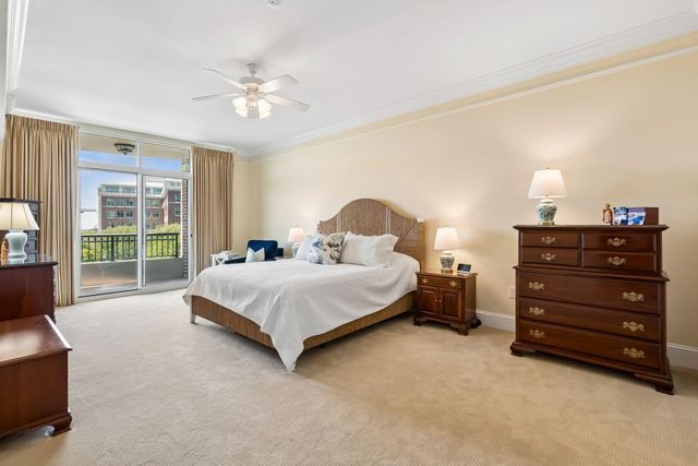 234 S Plaza Court Unit 211, Mount Pleasant, SC 29464