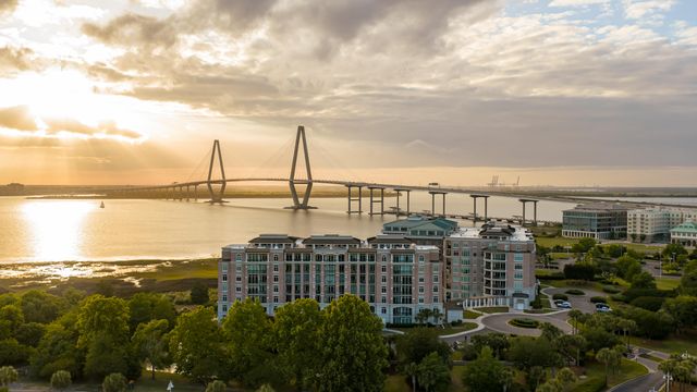 234 S Plaza Court Unit 211, Mount Pleasant, SC 29464