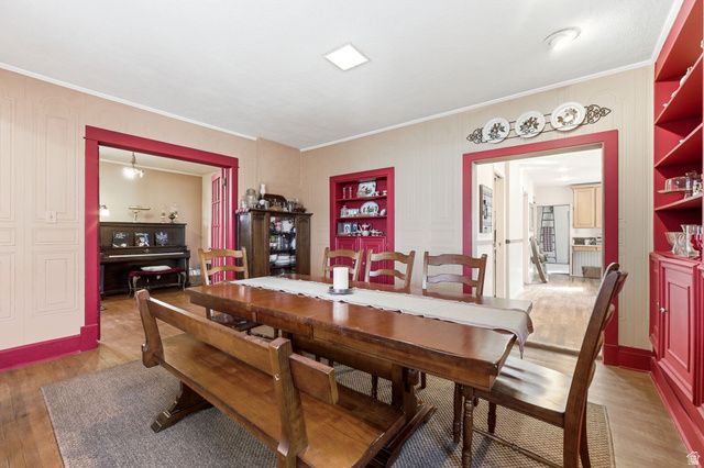 16 S 200 E, Centerville, UT 84014