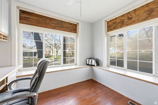 16 S 200 E, Centerville, UT 84014