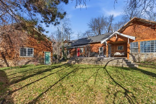 16 S 200 E, Centerville, UT 84014