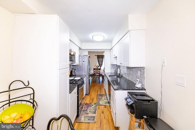 17 HERITAGE CT, Trenton, NJ 08628