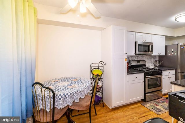 17 HERITAGE CT, Trenton, NJ 08628