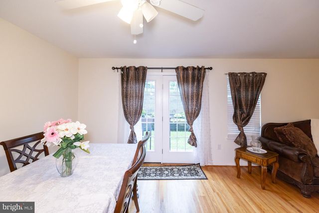 17 HERITAGE CT, Trenton, NJ 08628