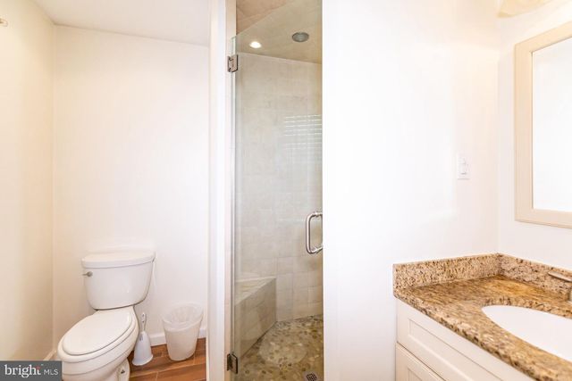 17 HERITAGE CT, Trenton, NJ 08628