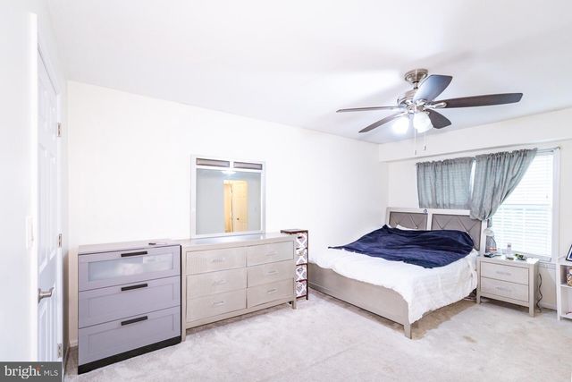 17 HERITAGE CT, Trenton, NJ 08628