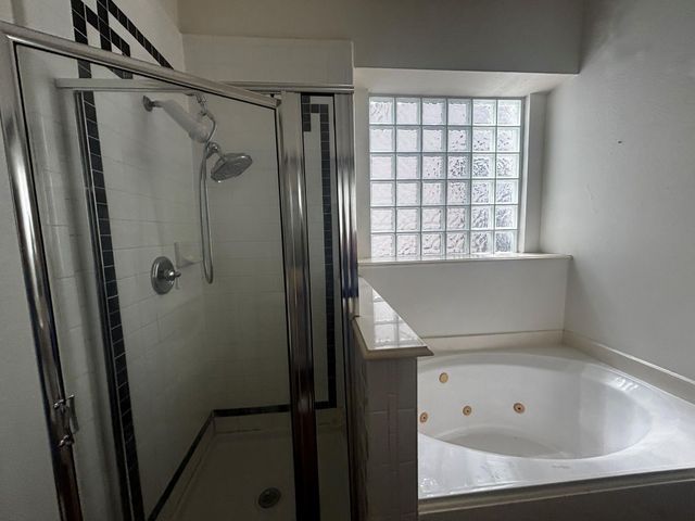 16219 Green Smoke Drive, Houston, TX 77095