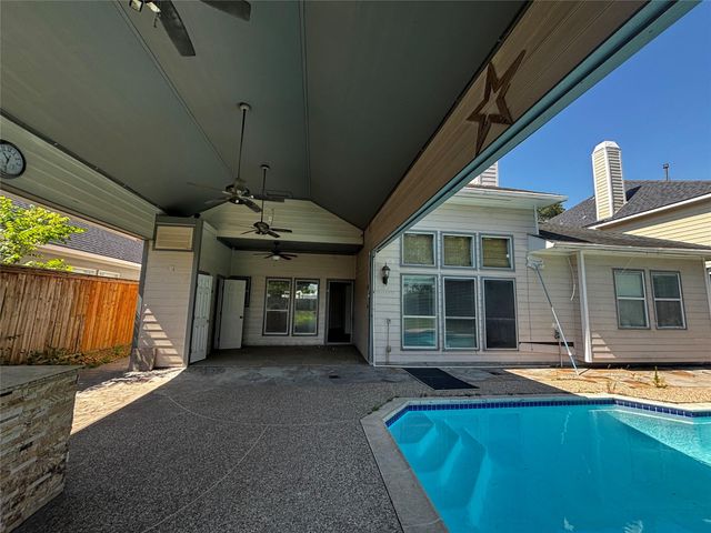 16219 Green Smoke Drive, Houston, TX 77095