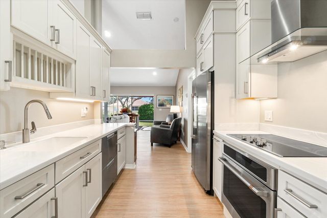 2329 Commodores Club Blvd, St Augustine, FL 32080