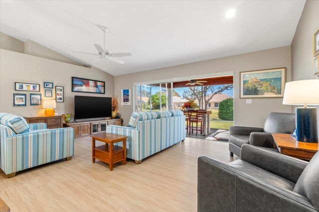 2329 Commodores Club Blvd, St Augustine, FL 32080