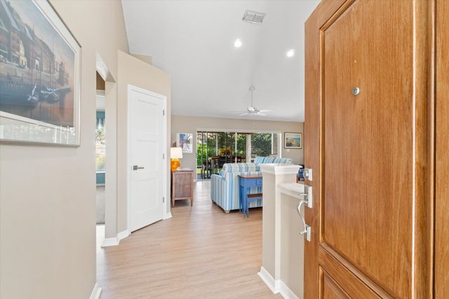 2329 Commodores Club Blvd, St Augustine, FL 32080