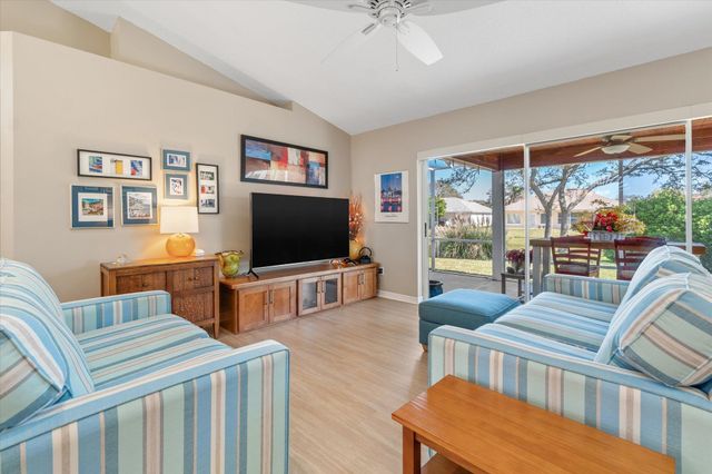 2329 Commodores Club Blvd, St Augustine, FL 32080