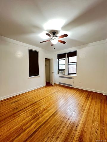 8009 35th Avenue B3, Jackson Heights, NY 11372