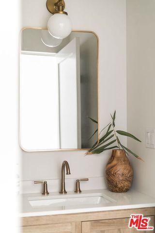 2225 Addison Way, Los Angeles, CA 90041