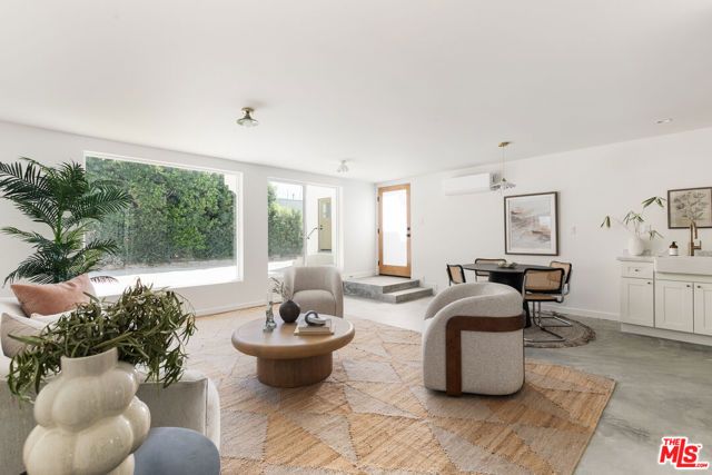 2225 Addison Way, Los Angeles, CA 90041