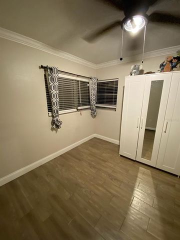 5400 INCA STREET, Orlando, FL 32807