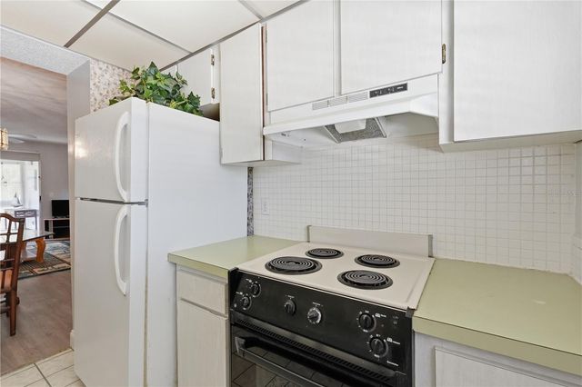 2750 E BAY DRIVE 14E, Largo, FL 33771