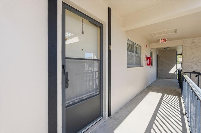 2750 E BAY DRIVE 14E, Largo, FL 33771