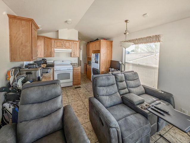 70200 Dillon Road 350, Desert Hot Springs, CA 92241