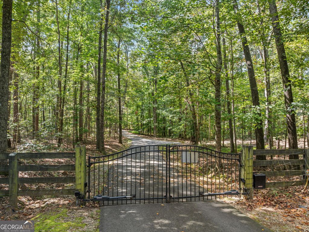 357 Birchwood Drive, Clarkesville, GA 30523 — photo 3