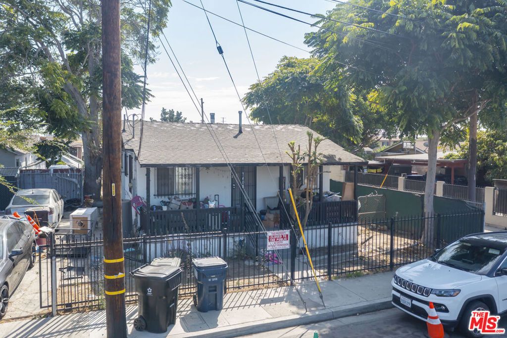 7408 Elsie Street, Los Angeles, CA 90001 — photo 2