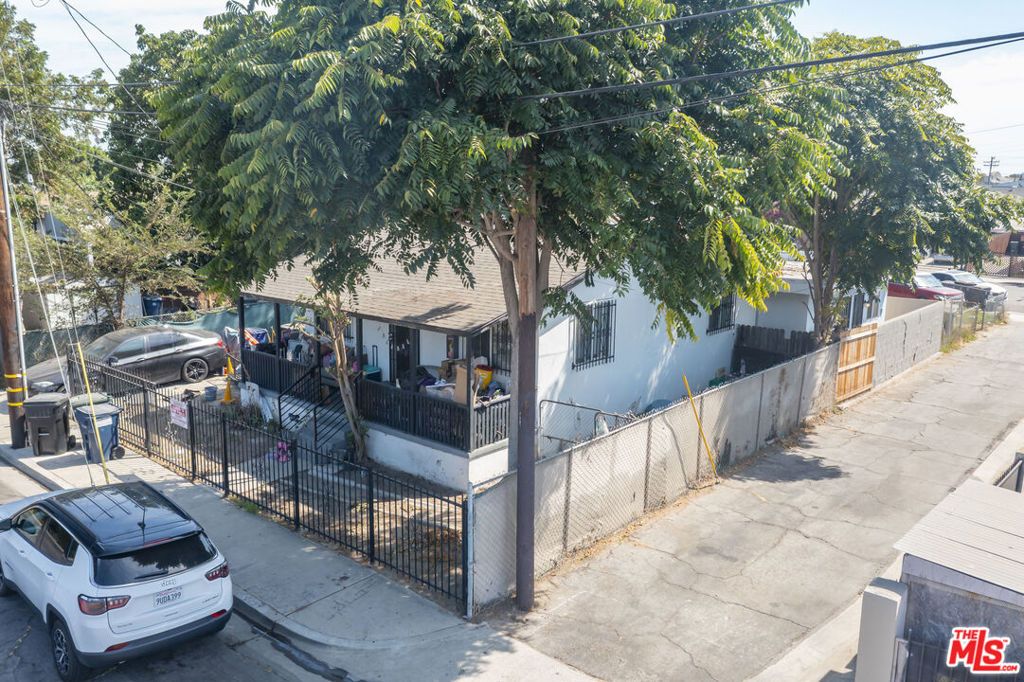 7408 Elsie Street, Los Angeles, CA 90001 — photo 4